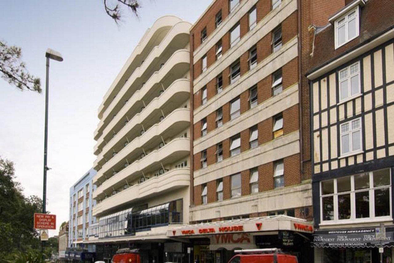 Premier Inn Bournemouth Central Exterior foto