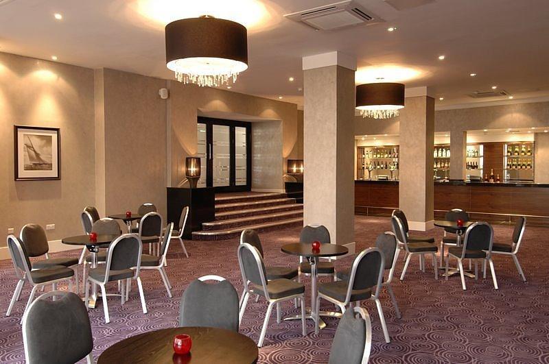 Premier Inn Bournemouth Central Exterior foto